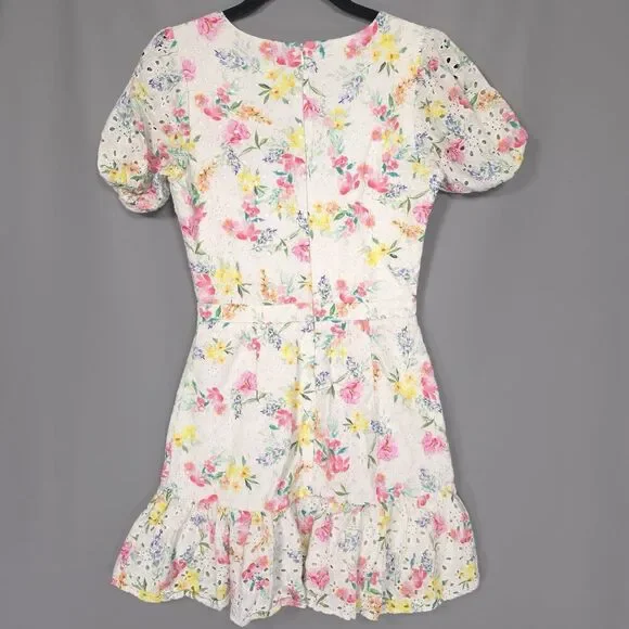NWOT YUMI KIM Mini Dress Size 0 Be The One Floral Eyelet Cotton Mulberry Ivory
